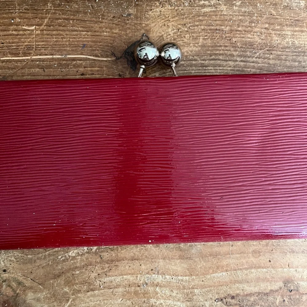 Retro MMS red vegan patent leather clutch - Picture 4 of 7